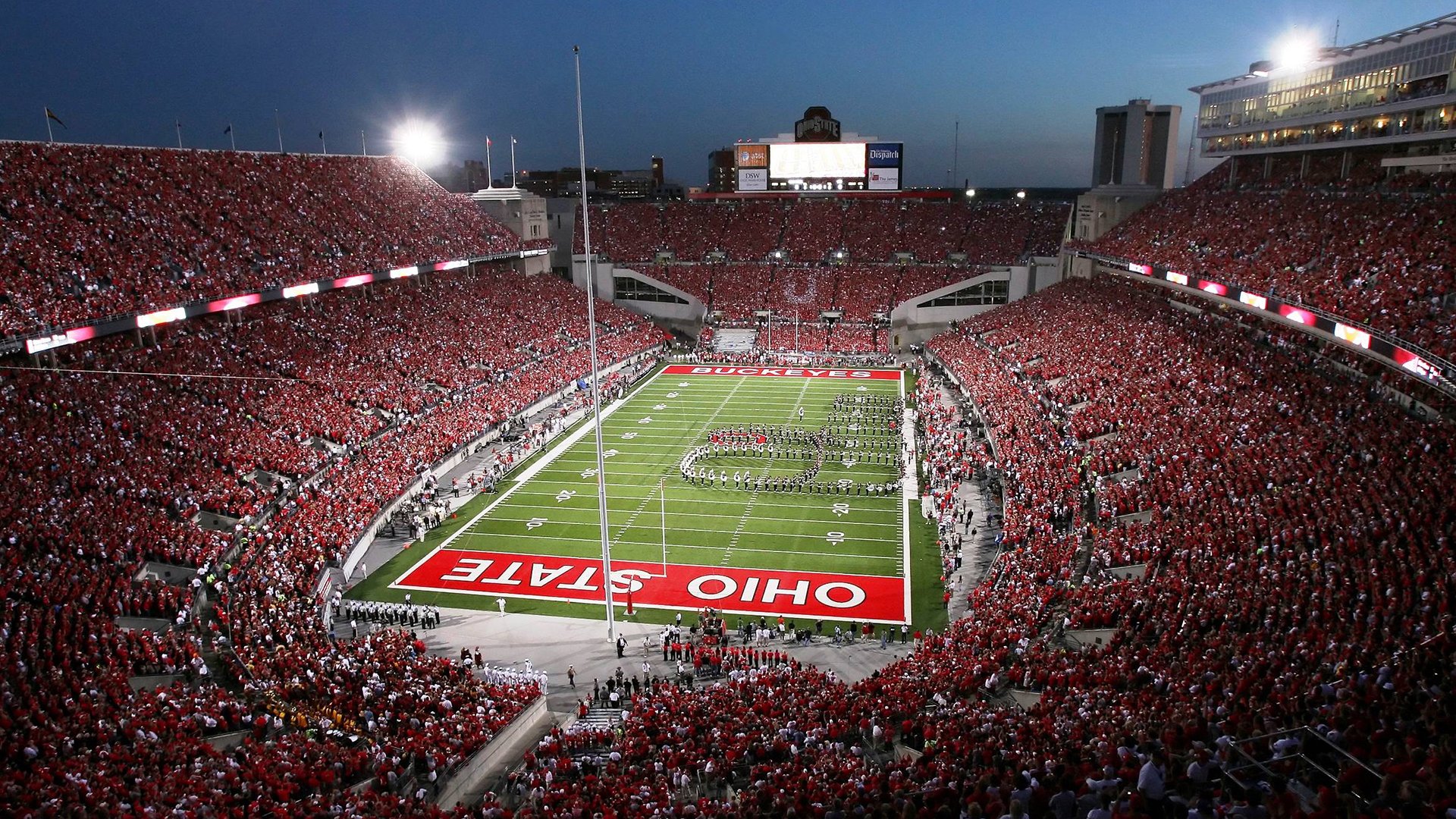 法兰克福边卫布朗受豪门球队关注，或转会大热门，法兰克福前锋